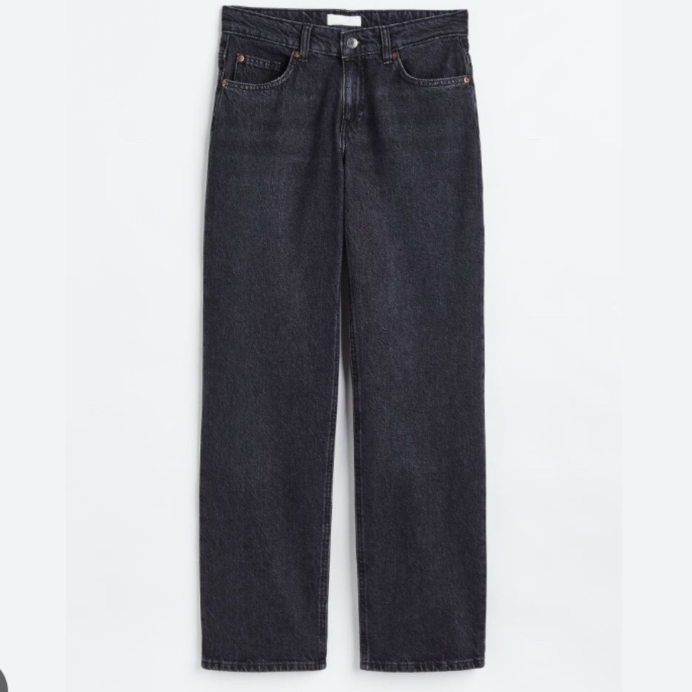 NWT - H&M Straight Mid-Rise Black Grey Jean - Size 8